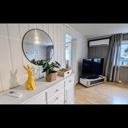 Skagesundvegen 10A Apartment Tromso Exterior photo